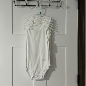 Baby bodysuit
